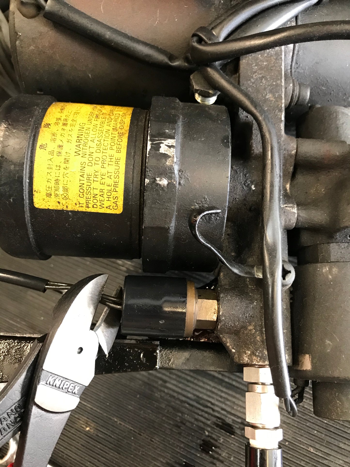 FPG Nissan Skyline GT-R ATTESA Pressure Switch Replacement FPG-030